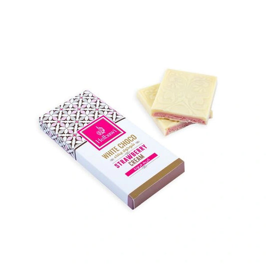 Al Helbawi White Chocolate with Strawberry Cream